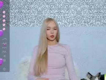 eshcka — 在 chaturbate 直播的网络摄像头模特