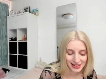 kenziedawton — Chaturbate stream photo (Jun 2026)