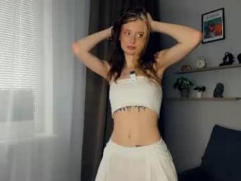idacryar — 在 chaturbate 直播的网络摄像头模特