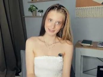 idacryar — 在 chaturbate 直播的网络摄像头模特