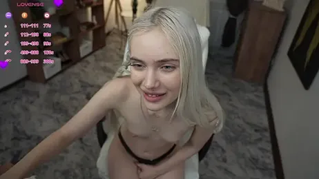 KristalCrowner — stripchat