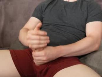 teddychance99 — 在 chaturbate 直播的网络摄像头模特