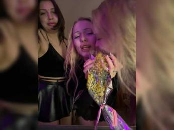 Iiiillllyyyy — 在 bongacams 直播的网络摄像头模特