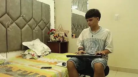 Steve_Hotman — 在 stripchat 直播的网络摄像头模特