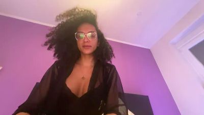 MillaB — Cam4 stream photo (Mar 2026)