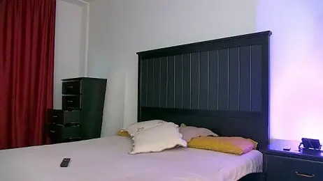 Yanira_Muslim — Stripchat stream photo (Apr 2026)