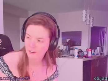 jade49 — 在 chaturbate 直播的网络摄像头模特