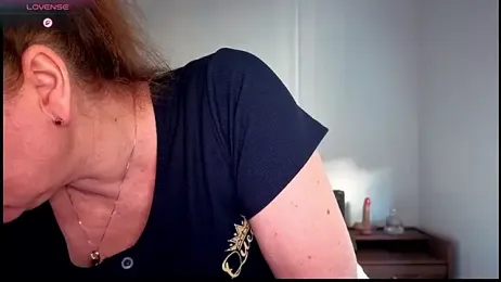 Aussiecougar — Stripchat stream photo (Jul 2026)