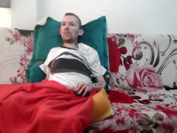 frenchroulette — 在 chaturbate 直播的网络摄像头模特