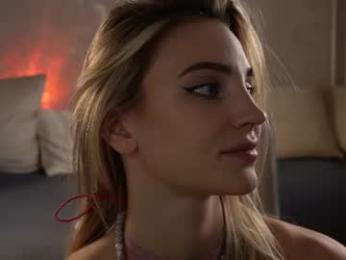 beckymadsons — 在 chaturbate 直播的网络摄像头模特