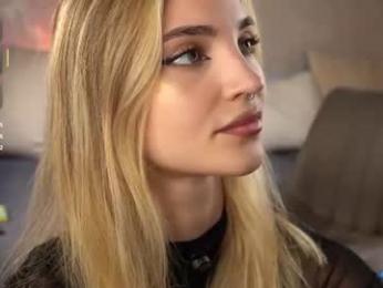 beckymadsons — 在 chaturbate 直播的网络摄像头模特