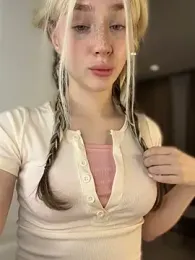 KittiLin — 在 stripchat 直播的网络摄像头模特