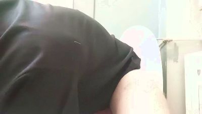 Hugedoee04 — 在 cam4 直播的网络摄像头模特