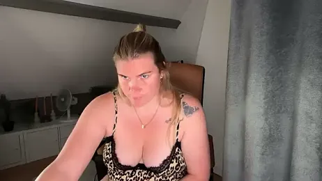 SexyBlondJoanna-Exclusief — 在 stripchat 直播的网络摄像头模特