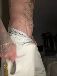 dylan_wolf — Stripchat stream photo (Jul 2026)