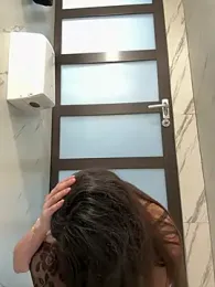 -_MiaQueen_- — Stripchat stream photo (Mar 2026)