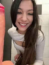 -_MiaQueen_- — Stripchat stream photo (Mar 2026)