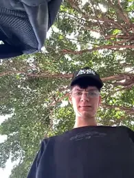 Luck__090 — Stripchat stream photo (Apr 2026)