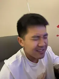 FF-520 — 在 stripchat 直播的网络摄像头模特