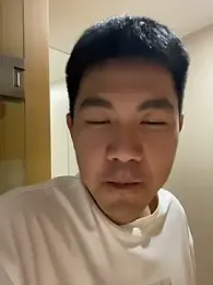 FF-520 — 在 stripchat 直播的网络摄像头模特
