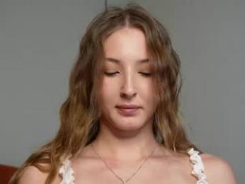 annie_f0x — Chaturbate stream photo (Jun 2026)