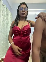 Miss_Elina — 在 stripchat 直播的网络摄像头模特