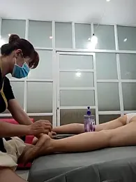 Dongti_mo — Stripchat stream photo (Apr 2026)