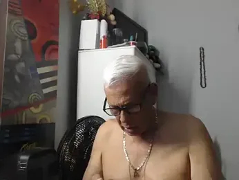 dirtysluttyfist — Stripchat stream photo (Feb 2026)