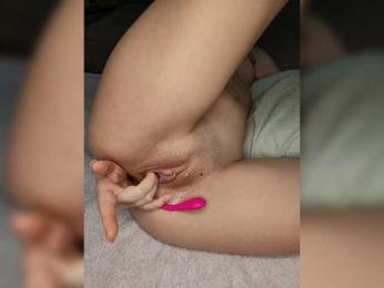 MargoSweet19 — 在 bongacams 直播的网络摄像头模特