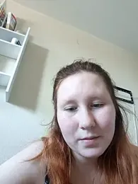 Lo-li-ta — Stripchat stream photo (Jun 2025)