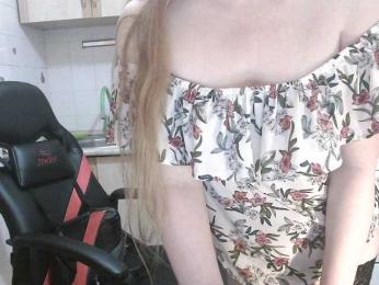 L-e-l-i-k — Bongacams stream photo (May 2026)