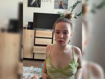 mariaaa-1 — 在 bongacams 直播的网络摄像头模特