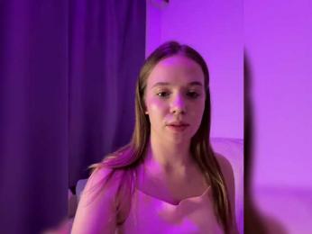 mariaaa-1 — 在 bongacams 直播的网络摄像头模特