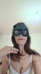 irene57 — 在 cam4 直播的网络摄像头模特