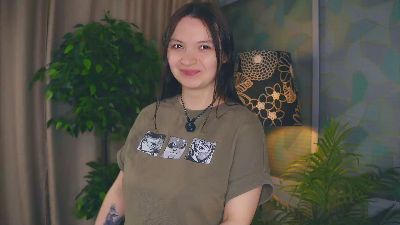 LoisGarman — Cam4 stream photo (Jun 2025)
