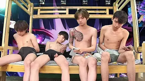 xiaohuangren01 — 在 stripchat 直播的网络摄像头模特