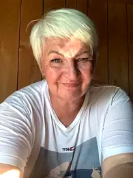 Laura_Millf — Stripchat stream photo (Jul 2025)