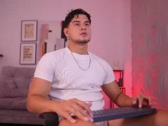 davies_brown — Chaturbate stream photo (Aug 2026)