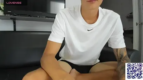 MiracleCam — Stripchat stream photo (Feb 2026)