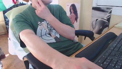 Redblood_75 — Cam4 stream photo (Apr 2026)