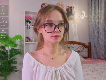 vialeta-baby — 在 bongacams 直播的网络摄像头模特