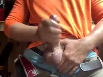 treeman817 — 在 chaturbate 直播的网络摄像头模特