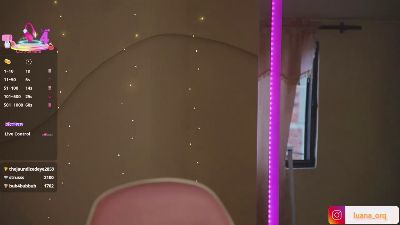 Luana_risque — Cam4 stream photo (Apr 2026)