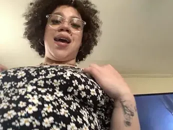 QueenNuttCollector — Stripchat stream photo (Apr 2026)