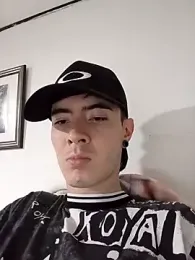 lio____ — 在 stripchat 直播的网络摄像头模特