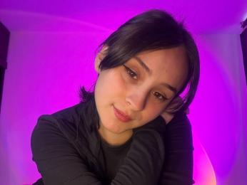 AnnieBuny — 在 livejasmin 直播的网络摄像头模特