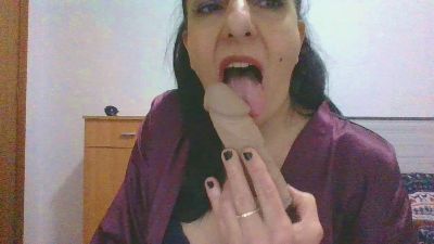 Katherinluna33 — Cam4 stream photo (Mar 2026)