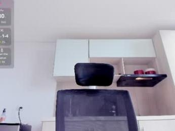 dorianreddd — 在 chaturbate 直播的网络摄像头模特