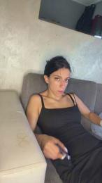 Saraf — 在 cam4 直播的网络摄像头模特