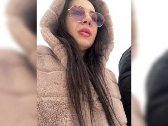 Family707 — 在 bongacams 直播的网络摄像头模特